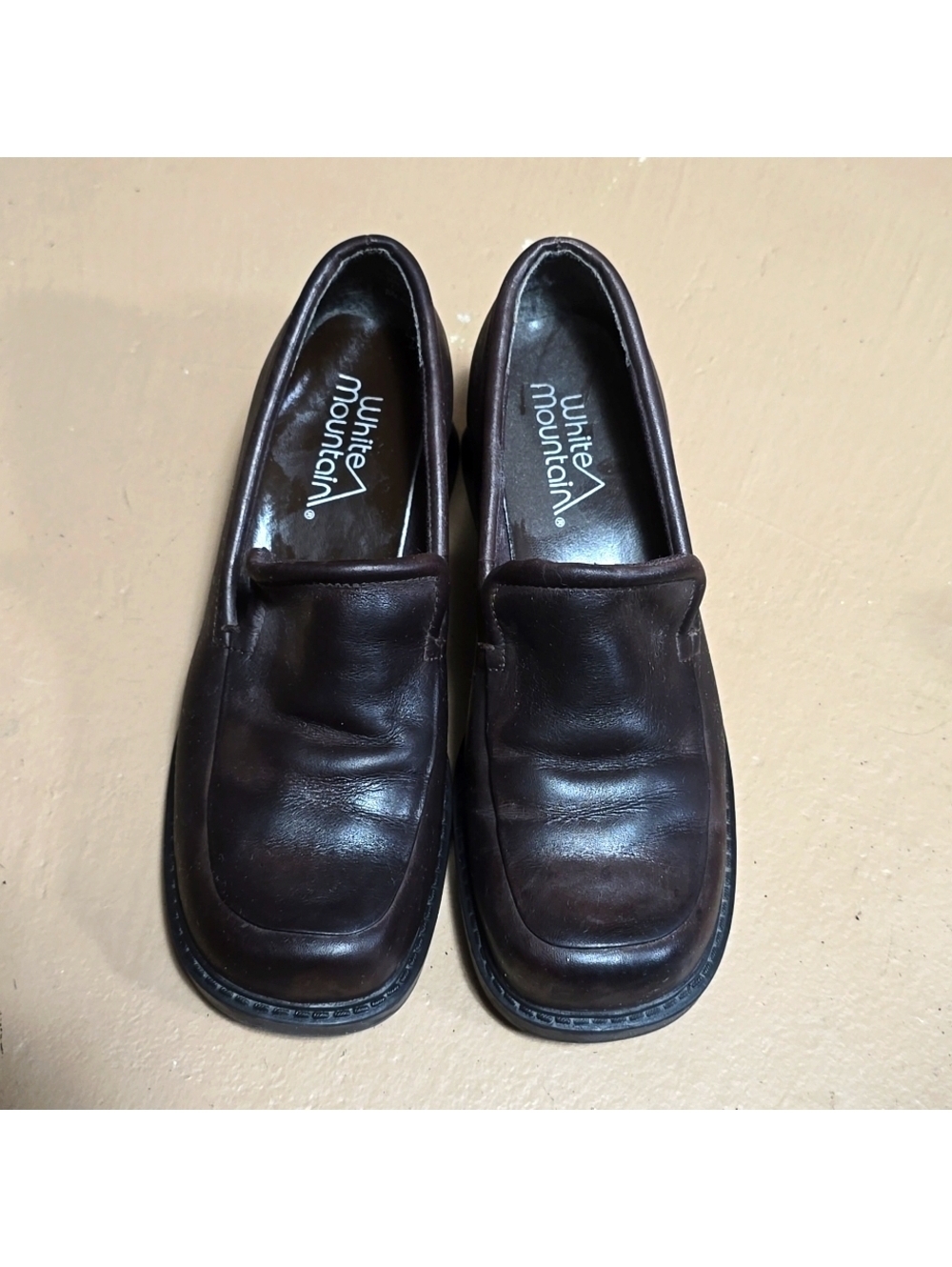White Mountain brown Hammond shoes